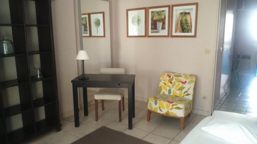 Tempologis Aparthotel Meylan Luaran gambar